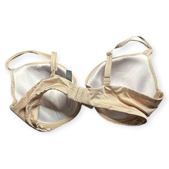 VICTORIA’S SECRET Women’s Nude Very Sexy Push-Up Bra Size 38D - Picture 2 of 5